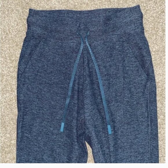 Lululemon Ready to Rulu Jogger Crop Heathered Submarine Black size 6 W6BJ1S - Picture 7 of 7